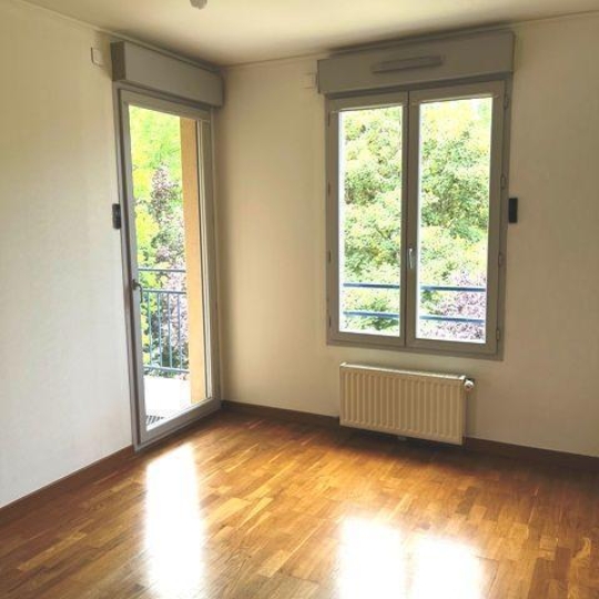  CABINET TERRONI IMMOBILIER : Apartment | GRIGNY (69520) | 99 m2 | 1 250 € 