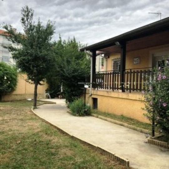  CABINET TERRONI IMMOBILIER : House | GIVORS (69700) | 120 m2 | 330 000 € 