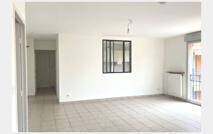 CABINET TERRONI IMMOBILIER : Apartment | GRIGNY (69520) | 99 m2 | 1 250 € 