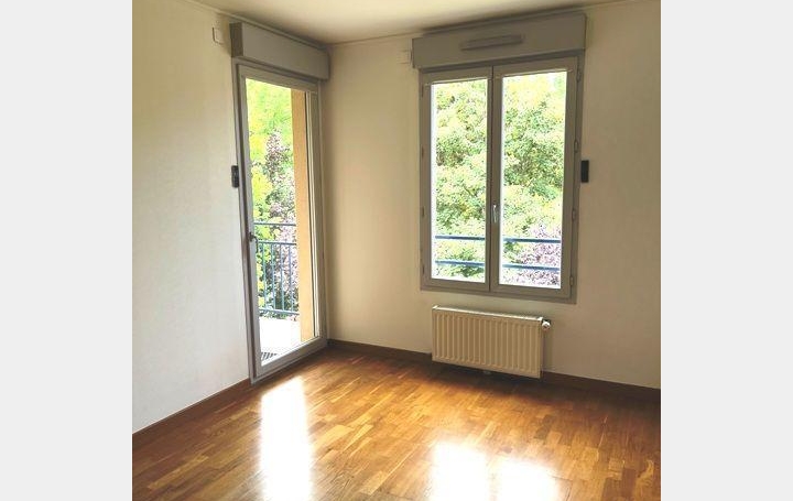 CABINET TERRONI IMMOBILIER : Appartement | GRIGNY (69520) | 99 m2 | 1 250 € 