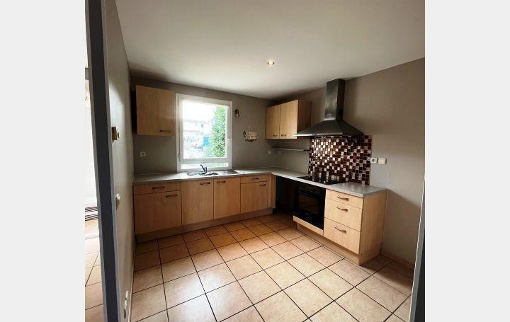 Maison ECHALAS 96 m2 314 000 € Maison ECHALAS 96 m2 314 000 €